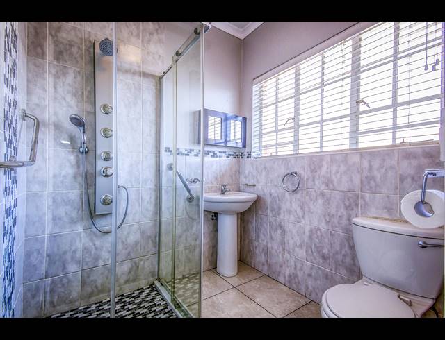 2 BEDROOM FREESTANDING FOR SALE IN RADIOKOP